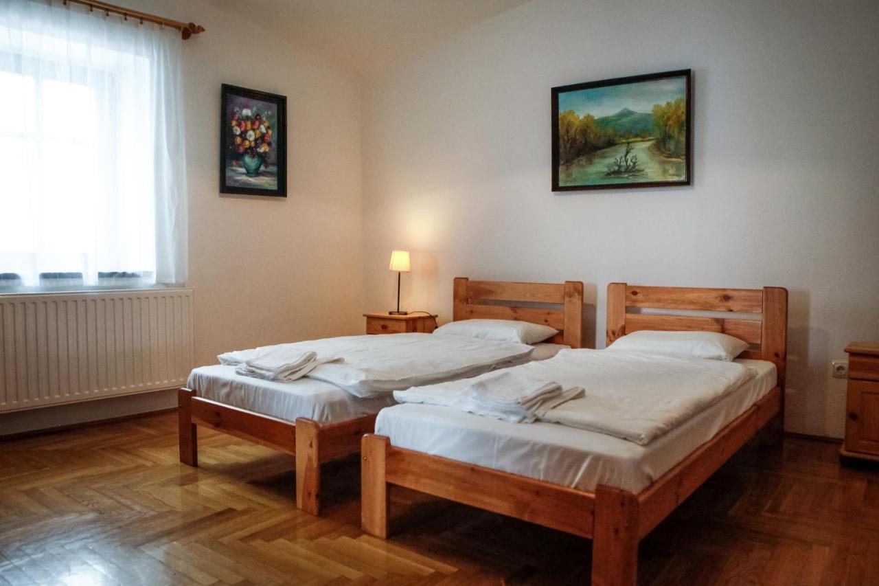 Erzsebet Pince Lägenhet Tokaj Exteriör bild